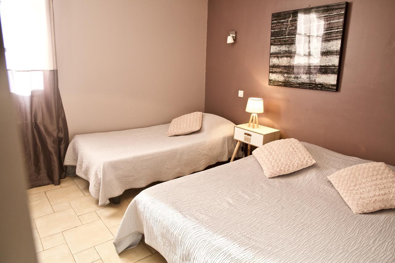 Le Bernon Hotell Connaux Eksteriør bilde